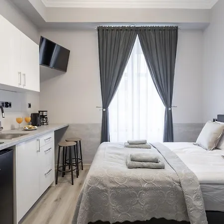 Dolce Elegant Апартаменты
